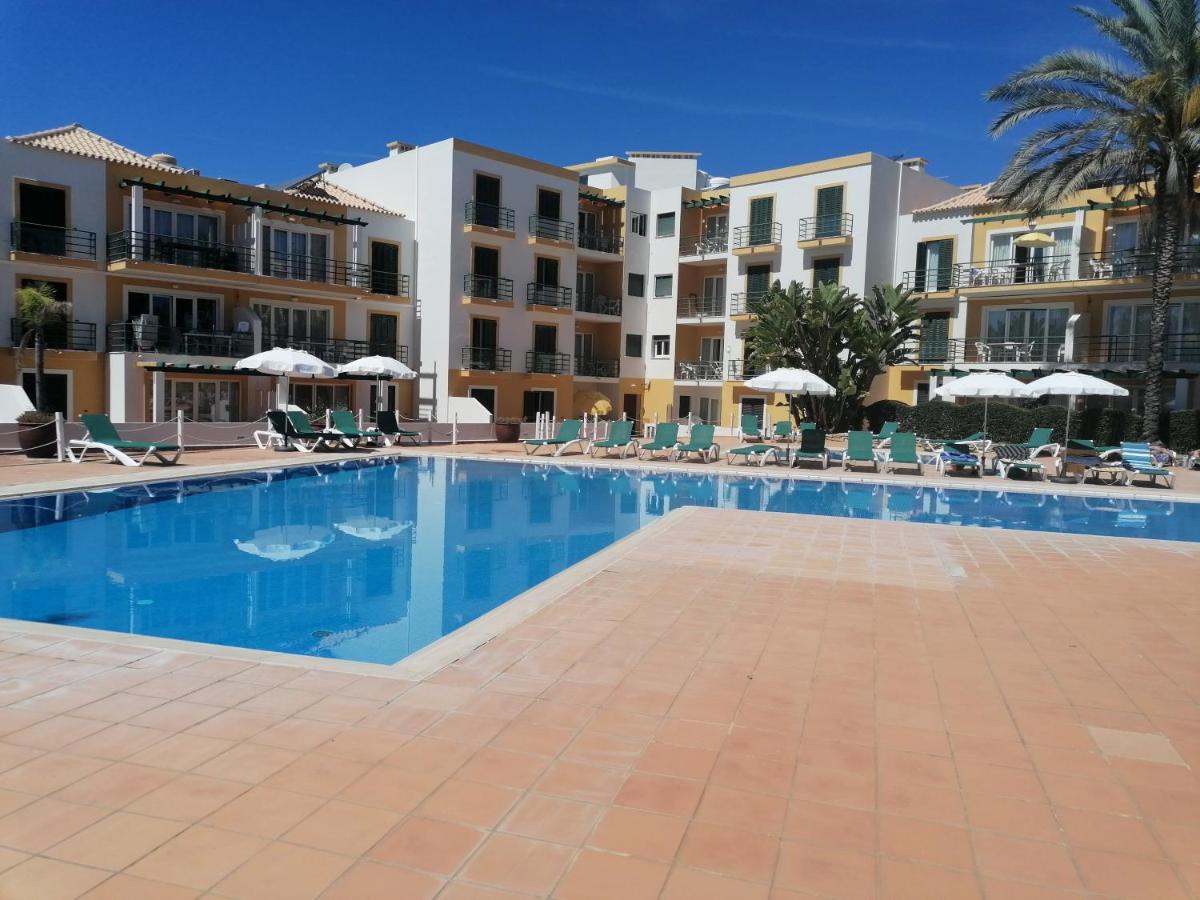 Апартаменты Apartamento 405 Em Urbanizacao Com Piscinas Тавира Экстерьер фото